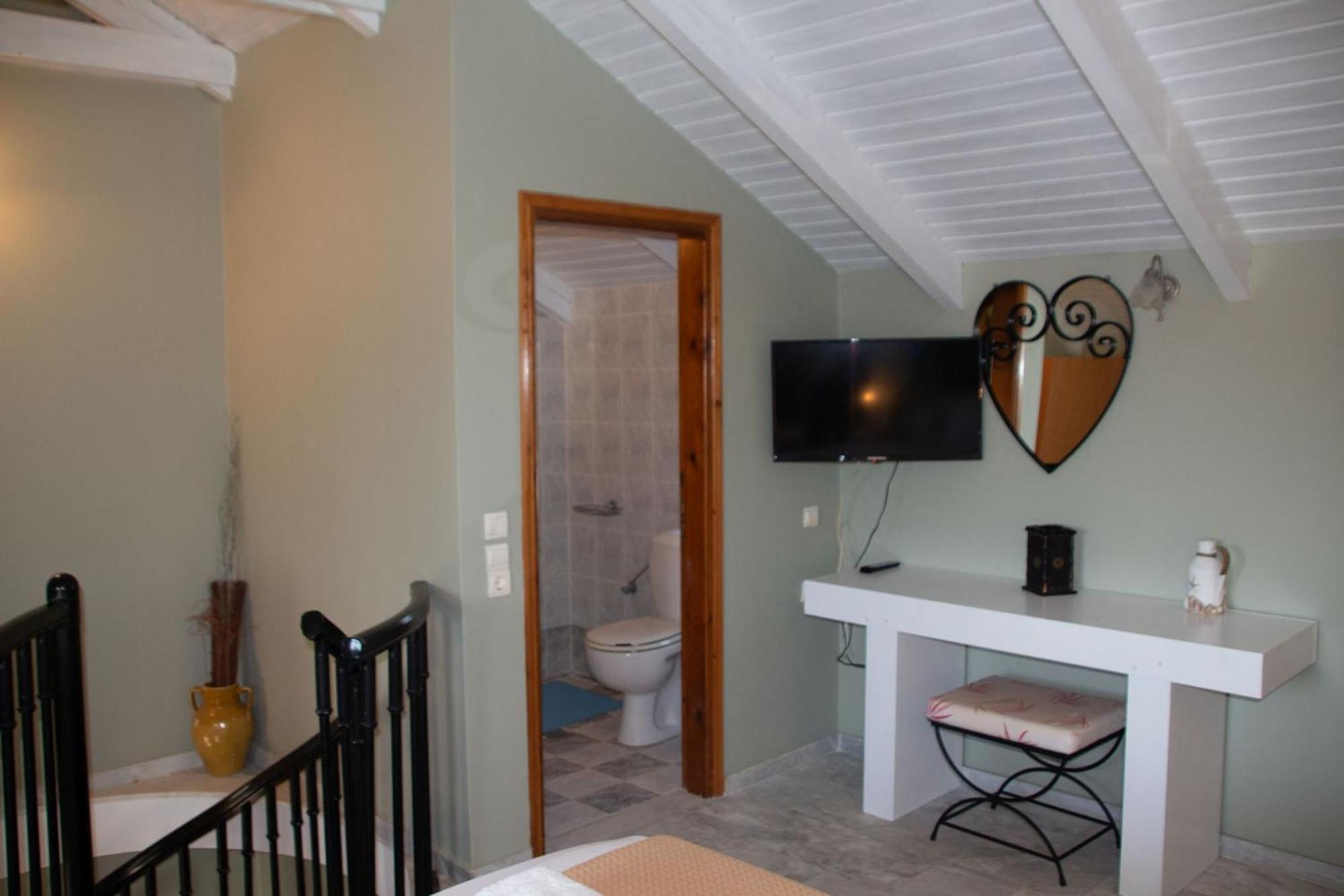 Avesta Apartments - 200M From The Beach Vasilikí Habitación foto